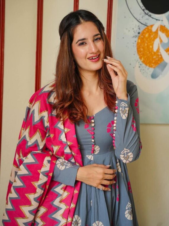 Luxurious Muslin Grey Pink Suit With Block Print 3 Piece Set