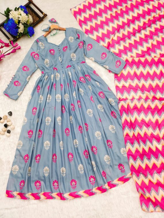 Luxurious Muslin Grey Pink Suit With Block Print 3 Piece Set