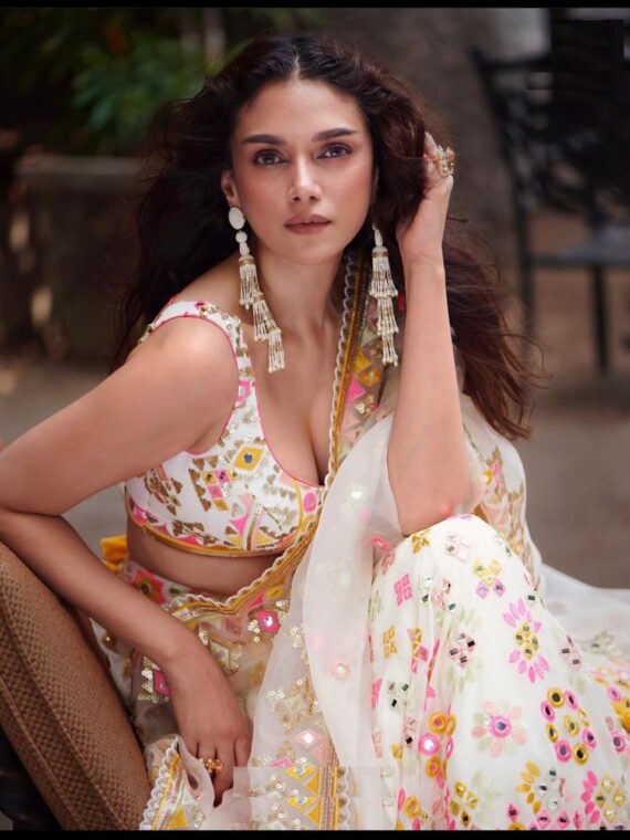 Aditi Rao Hydari Bollywood Designer Lehenga Choli with Sequence Embroidery work 3 Piece Set