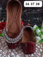 Designer Beautiful Punjabi Jutti with Payal Design