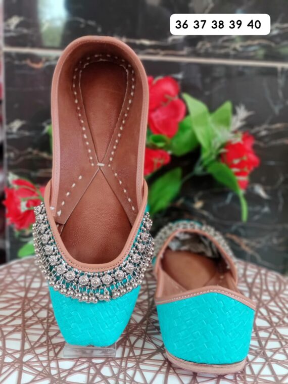 Ethnic Punjabi Jutti with Payal Design